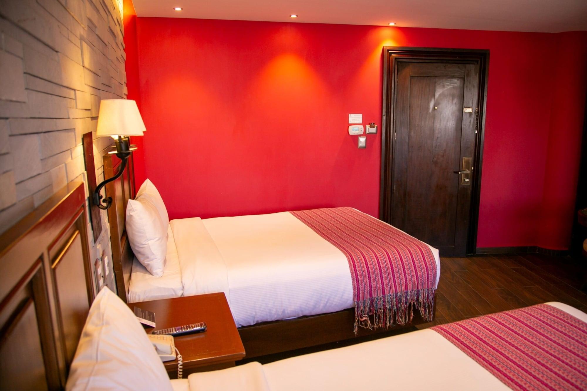 Hotel Alameda Centro Historico มอเรเลีย ภายนอก รูปภาพ