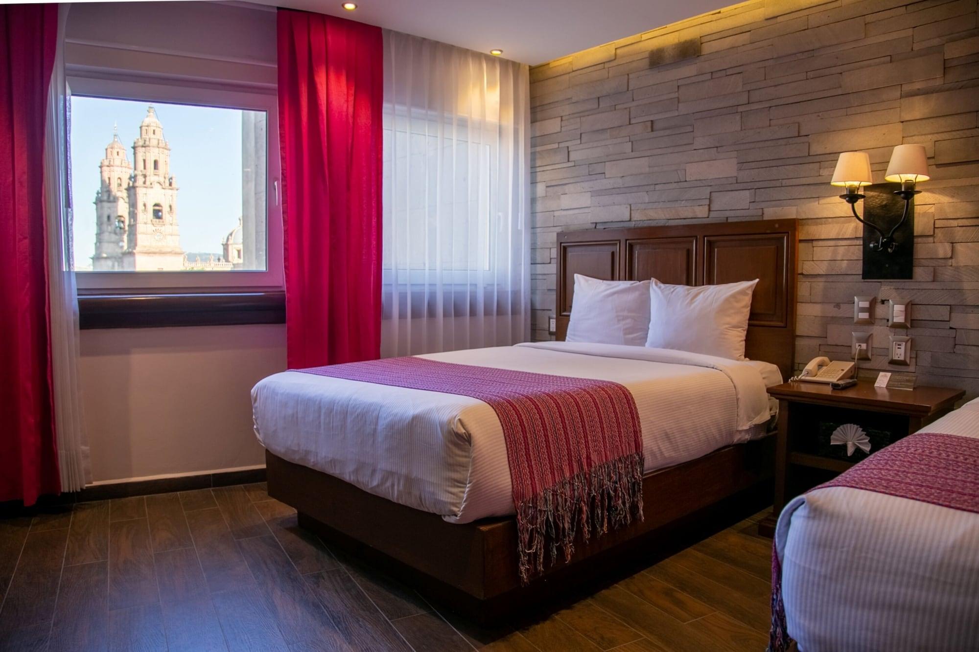 Hotel Alameda Centro Historico มอเรเลีย ภายนอก รูปภาพ