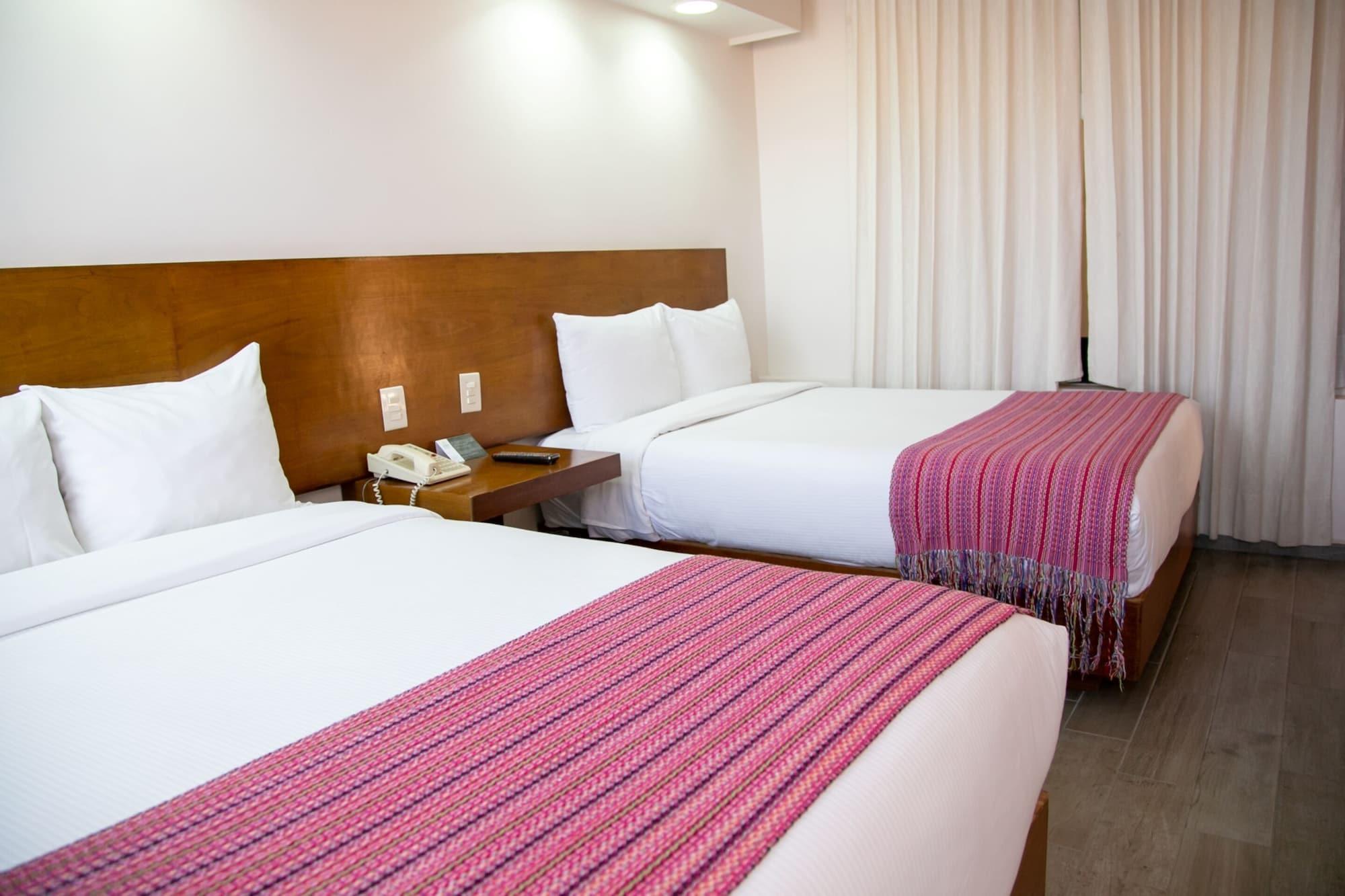 Hotel Alameda Centro Historico มอเรเลีย ภายนอก รูปภาพ