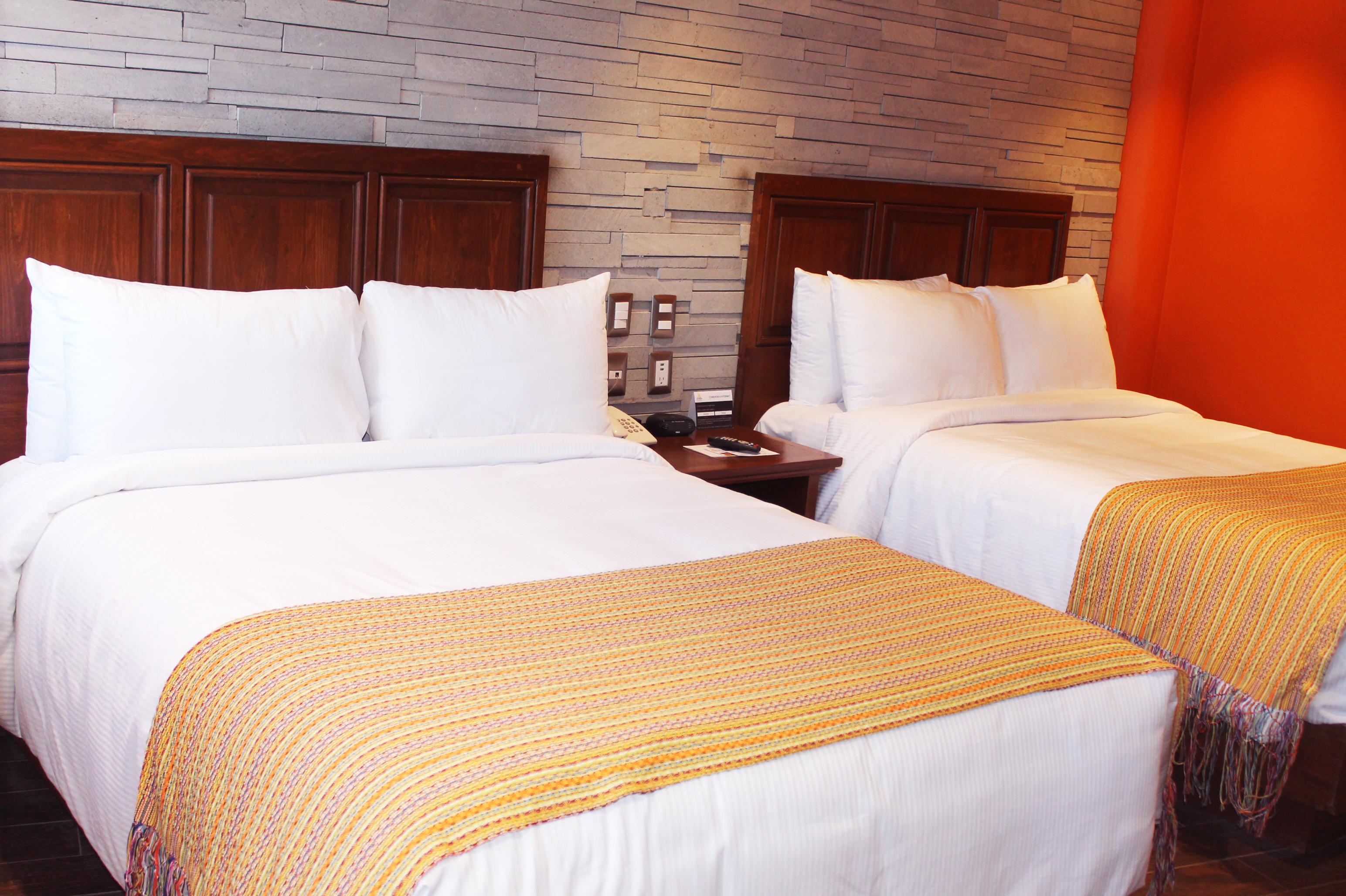 Hotel Alameda Centro Historico มอเรเลีย ภายนอก รูปภาพ