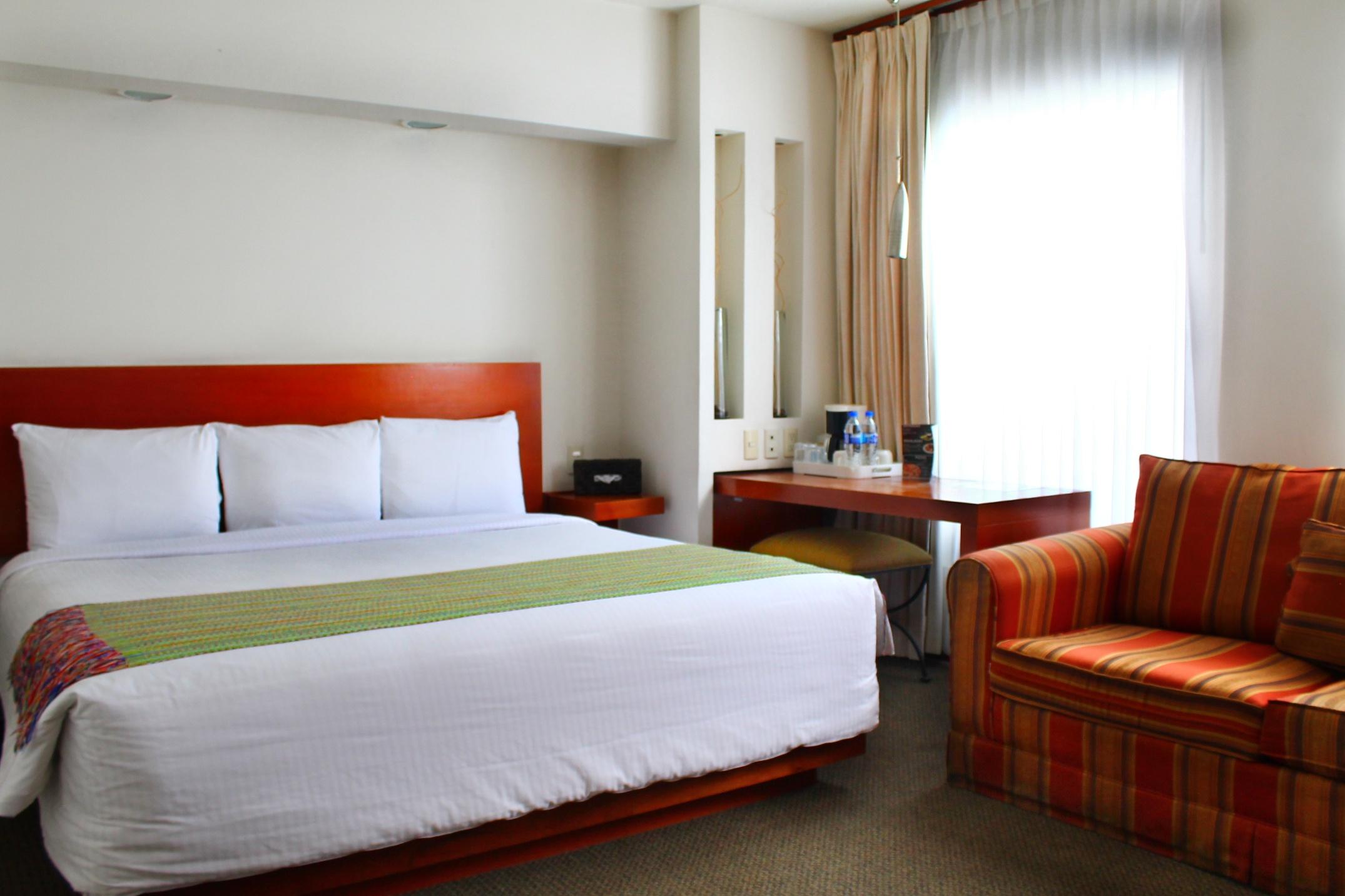Hotel Alameda Centro Historico มอเรเลีย ภายนอก รูปภาพ