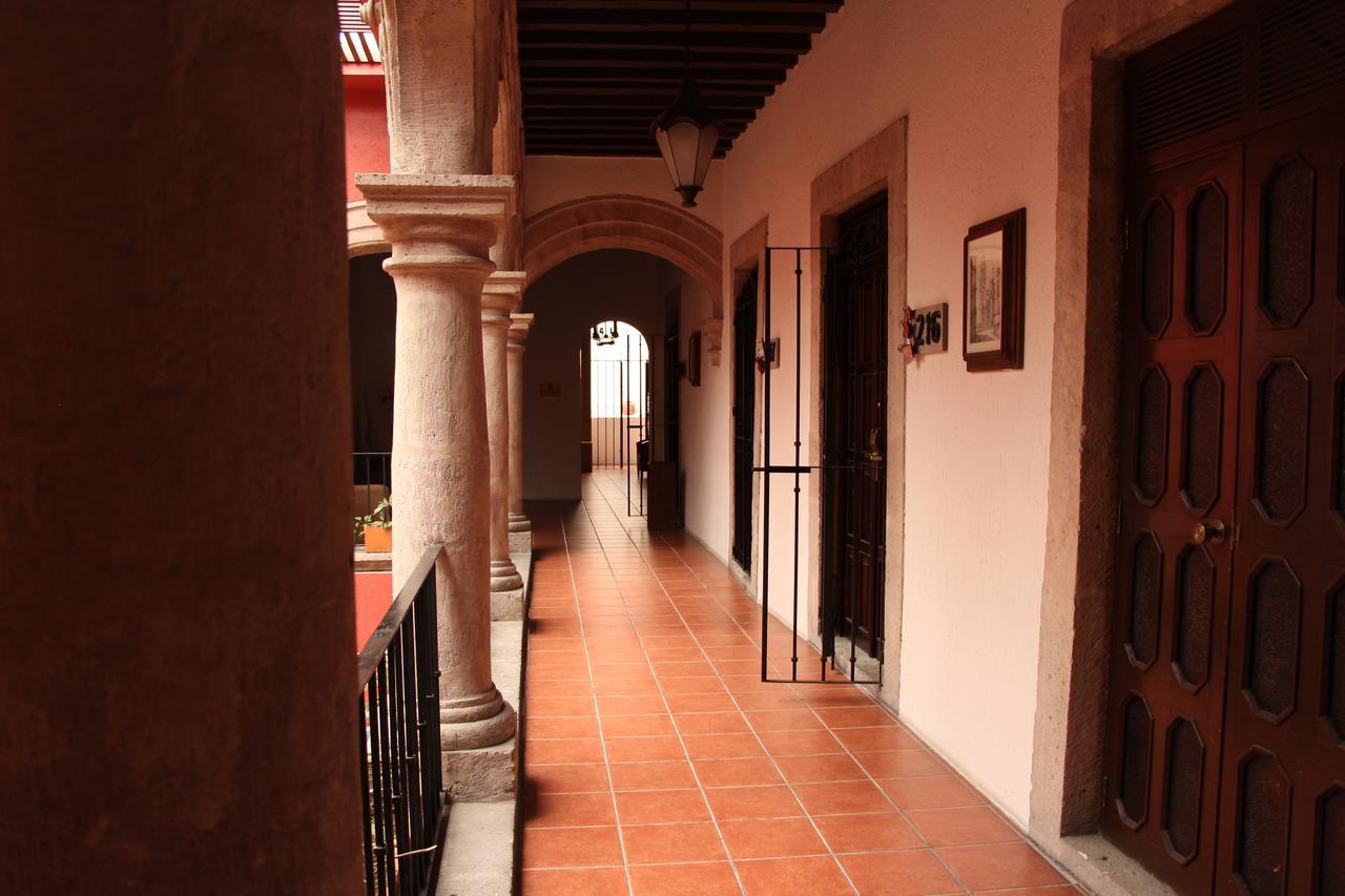 Hotel Alameda Centro Historico มอเรเลีย ภายนอก รูปภาพ